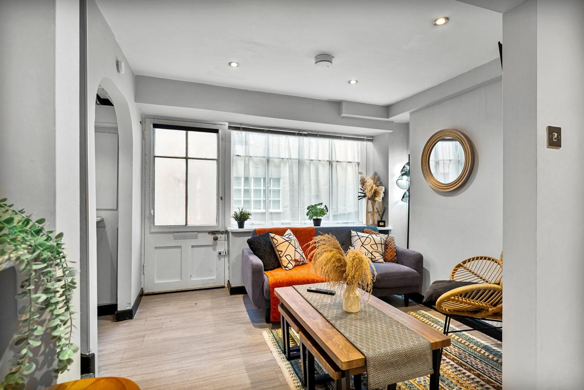 30 Percent Off! Elegant Cottage Of Whitby - Sleeps 5 Εξωτερικό φωτογραφία