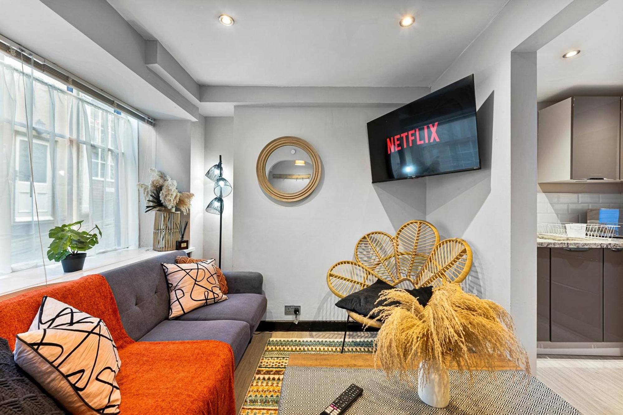30 Percent Off! Elegant Cottage Of Whitby - Sleeps 5 Εξωτερικό φωτογραφία