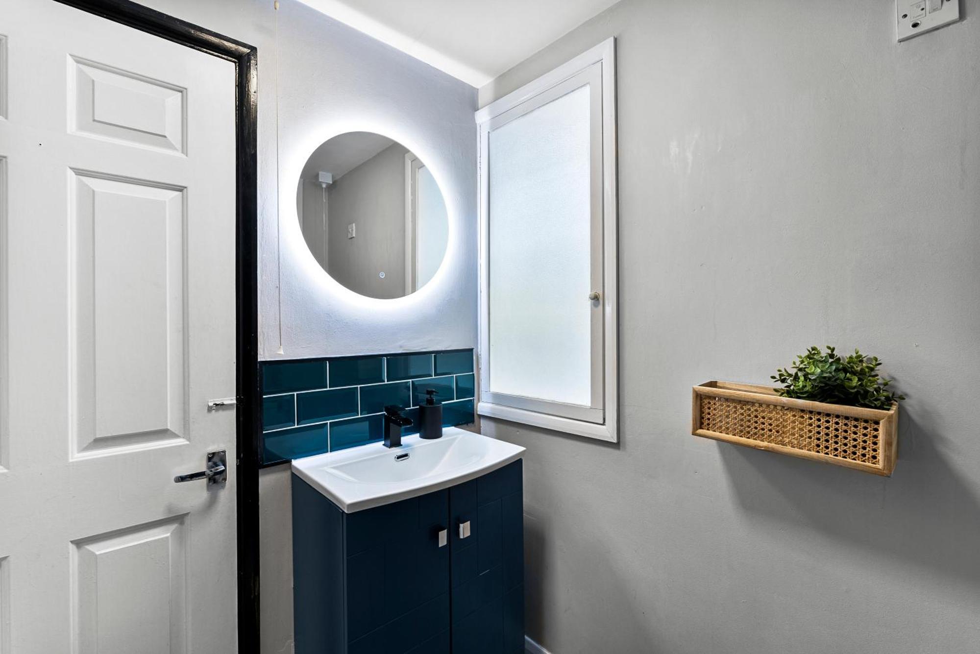 30 Percent Off! Elegant Cottage Of Whitby - Sleeps 5 Εξωτερικό φωτογραφία
