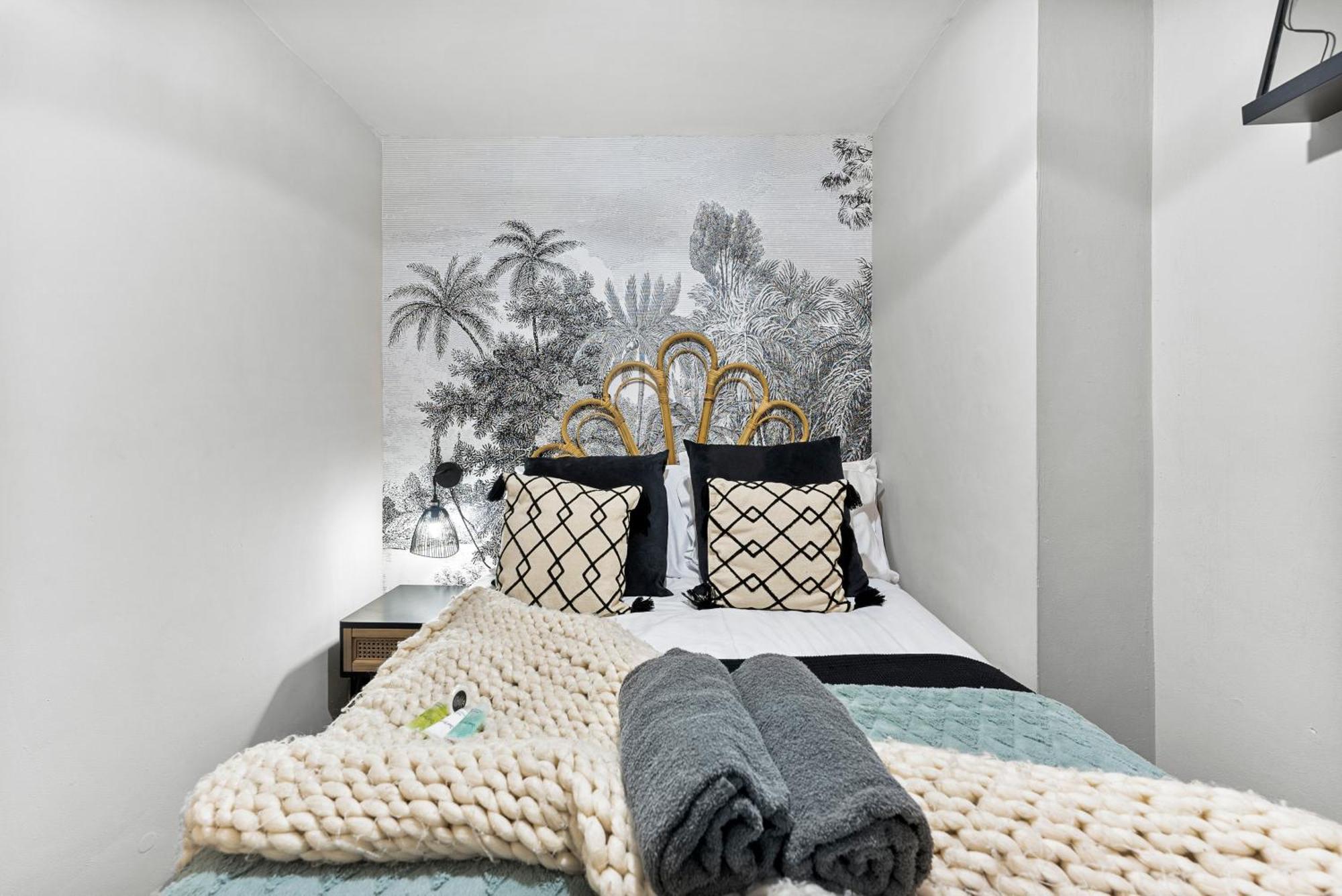 30 Percent Off! Elegant Cottage Of Whitby - Sleeps 5 Εξωτερικό φωτογραφία