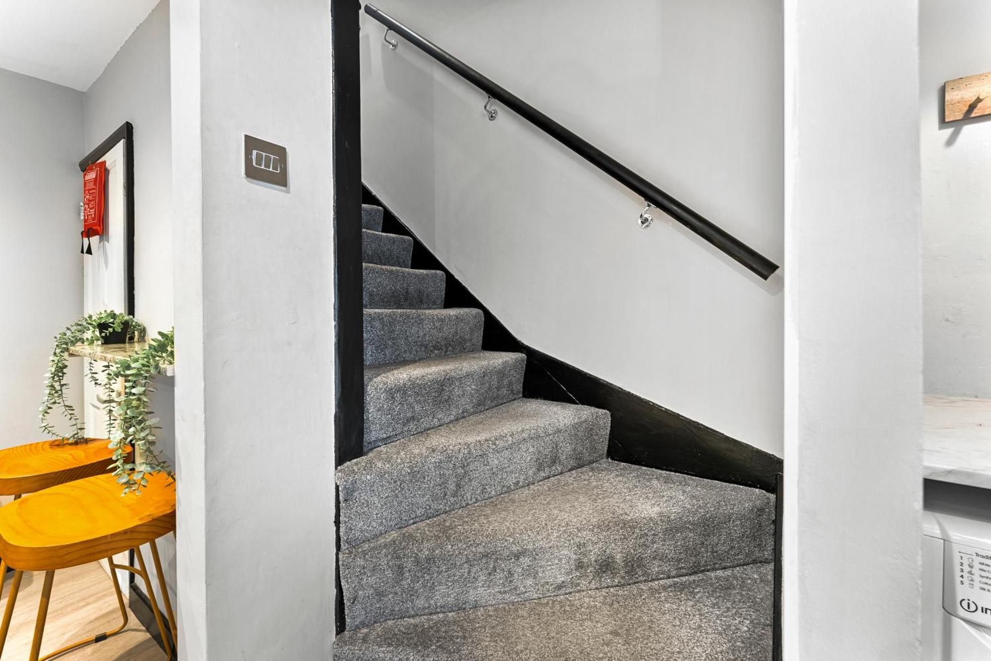 30 Percent Off! Elegant Cottage Of Whitby - Sleeps 5 Εξωτερικό φωτογραφία